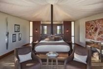 Longitude 131 Hotel Yulara ภายนอก รูปภาพ